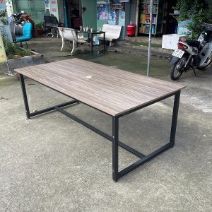 Bàn họp chân sắt 2m x 1m thanh lý